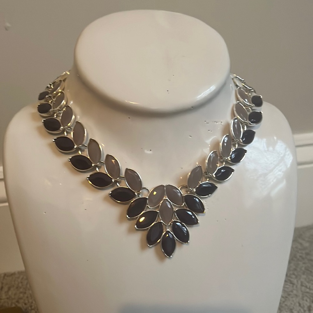 Brand new brooks brothers purple necklace